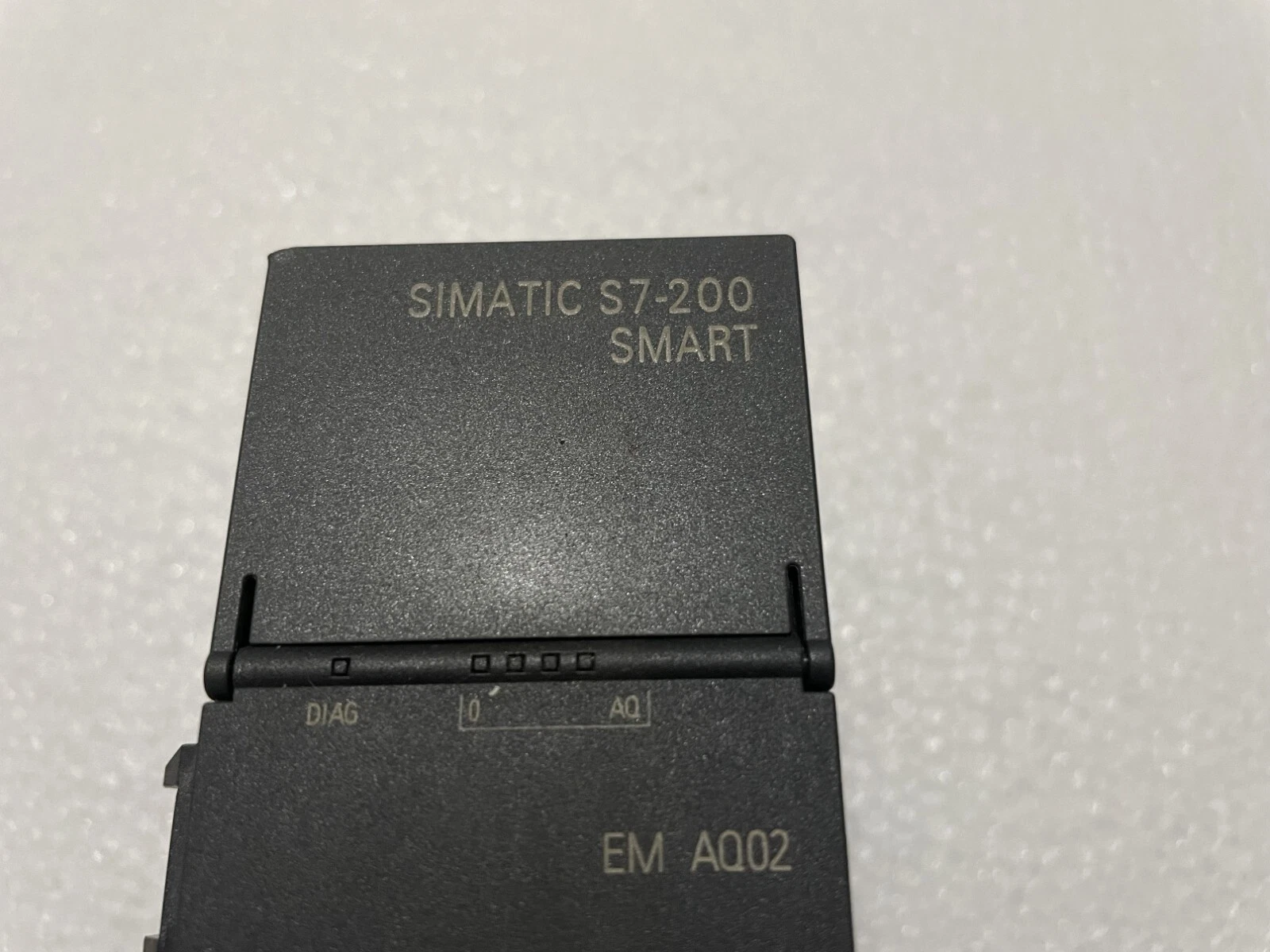 admin/uploads/uploads/siemens simatic s7-200 em aq 6e_2.webp